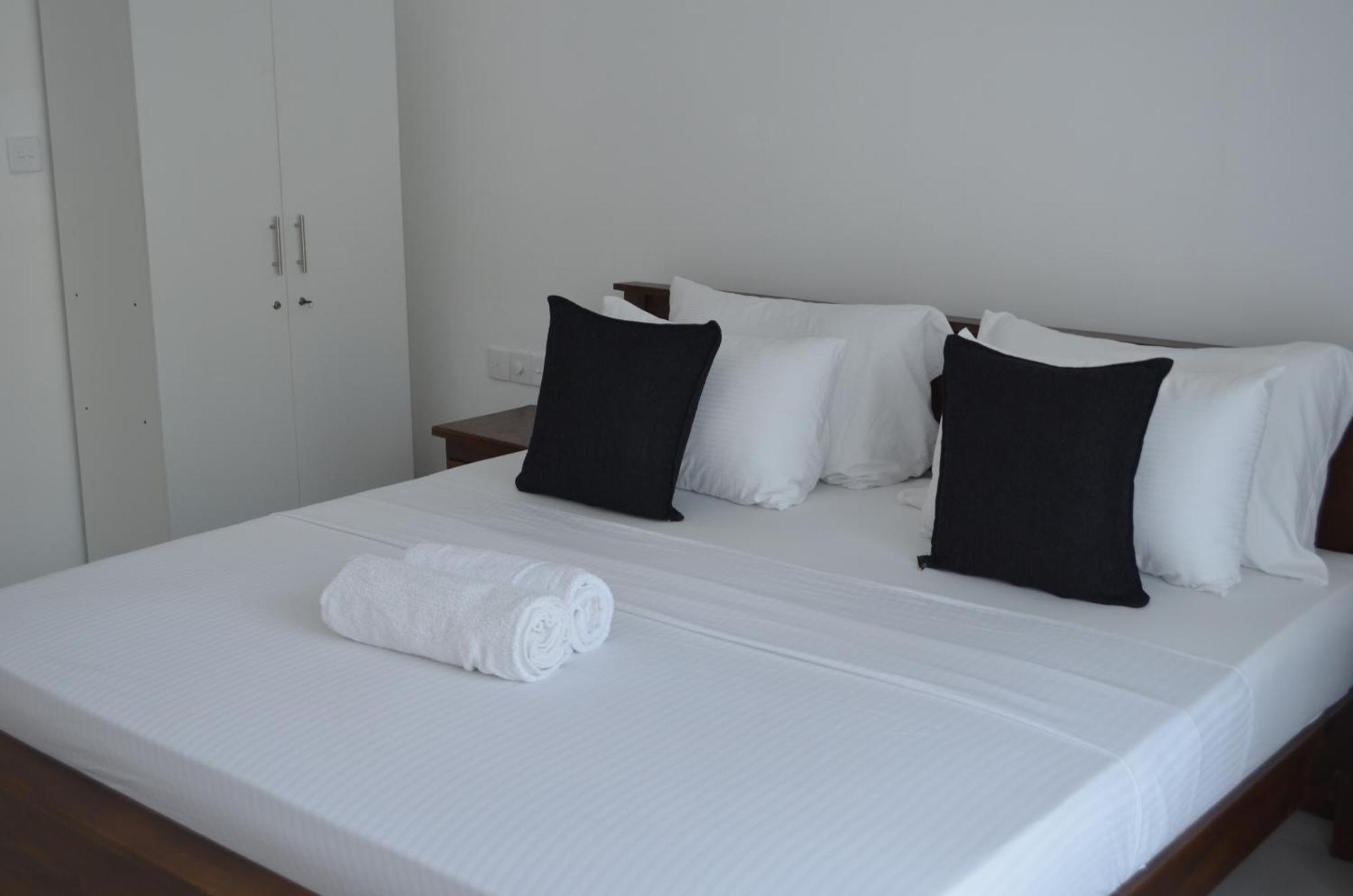Silina Airport Transit Hotel & Residence 卡图纳耶克 外观 照片