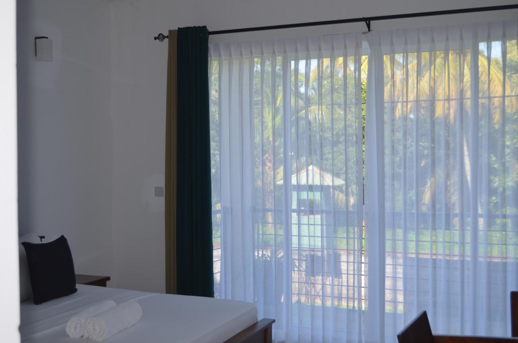 Silina Airport Transit Hotel & Residence 卡图纳耶克 外观 照片
