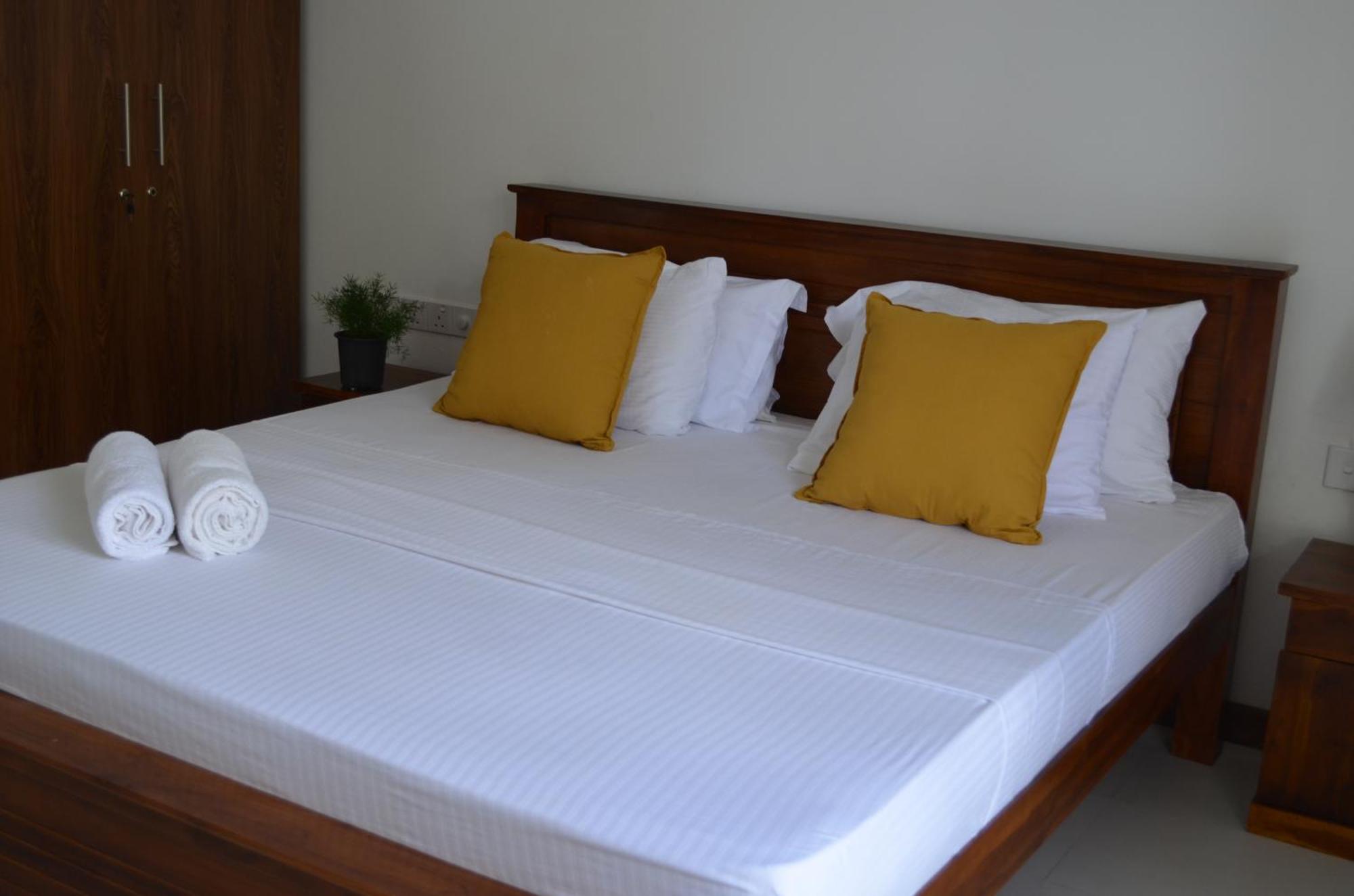 Silina Airport Transit Hotel & Residence 卡图纳耶克 外观 照片