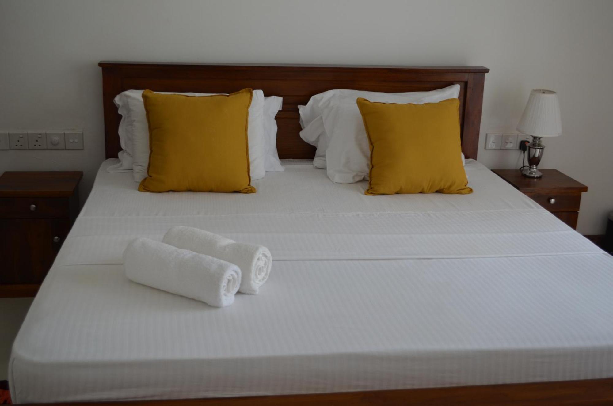 Silina Airport Transit Hotel & Residence 卡图纳耶克 外观 照片