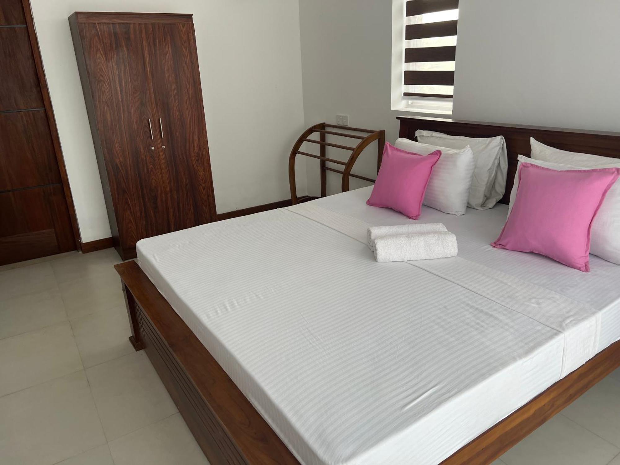 Silina Airport Transit Hotel & Residence 卡图纳耶克 外观 照片